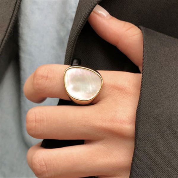 ins exaggerated niche design imitation shell fritillaria index finger cold wind simple oval ring, Silver
ins exaggerated niche design imitation shell fritillaria index finger cold wind simple oval ring, Silver