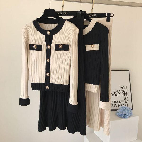 women's tracksuits 2021 spring fall knit 2 piece set women office lady single breasted sweater cardigan + pleated long skirt su, Gray
women's tracksuits 2021 spring fall knit 2 piece set women office lady single breasted sweater cardigan + pleated long skirt su, Gray