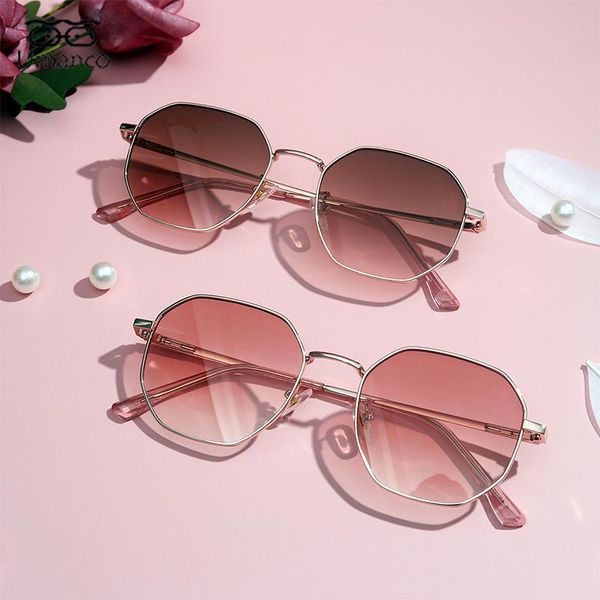 sunglasses fashion for women gradient uv400 lens gold metal frame retro female eyeglasses driving travel beach outdoor glasses, White;black
sunglasses fashion for women gradient uv400 lens gold metal frame retro female eyeglasses driving travel beach outdoor glasses, White;black