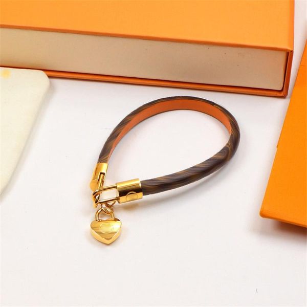 luxury love pendant charm bracelets designer letters belt bracelet rose gold bangles for couple jewelry titanium steel with stamps tydxhj, Golden;silver
luxury love pendant charm bracelets designer letters belt bracelet rose gold bangles for couple jewelry titanium steel with stamps tydxhj, Golden;silver