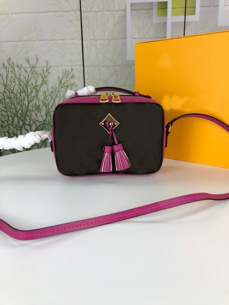 fashion luxurys shoulder bag onthego medium tote women designers handbags by the pool monograms embossing messenger bags 44258
fashion luxurys shoulder bag onthego medium tote women designers handbags by the pool monograms embossing messenger bags 44258