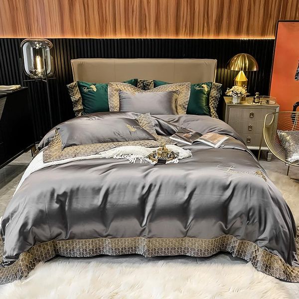 luxury gray red high precision satin egyptian cotton gold embroidery bedding set silky duvet cover bed sheet pillowcases sets
luxury gray red high precision satin egyptian cotton gold embroidery bedding set silky duvet cover bed sheet pillowcases sets