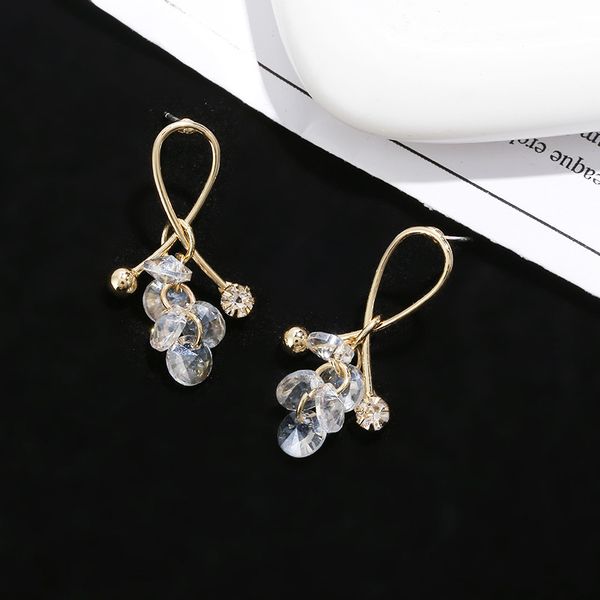s925 silver needle korean crystal personality temperament geometric cross studs, Golden;silver
s925 silver needle korean crystal personality temperament geometric cross studs, Golden;silver