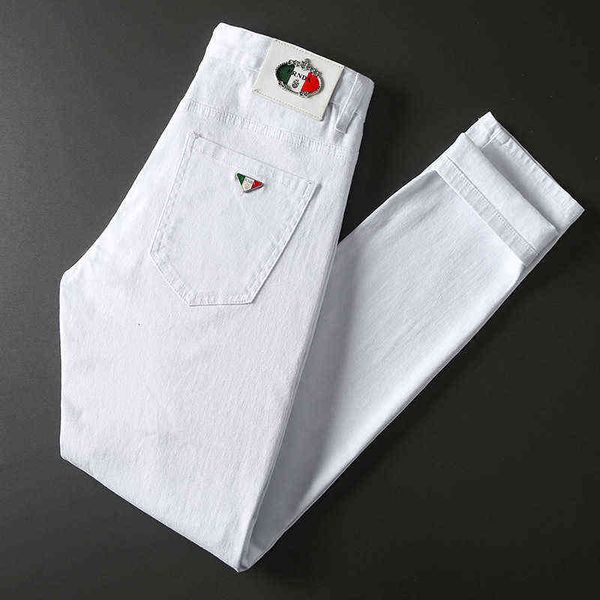 men's autumn jeans pure white cotton elastic small feet slim fit korean simple pants, Blue
men's autumn jeans pure white cotton elastic small feet slim fit korean simple pants, Blue