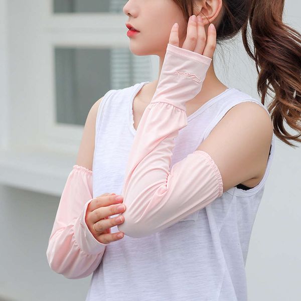 sunscreen sleeve for female outdoor students in summer 
sunscreen sleeve for female outdoor students in summer