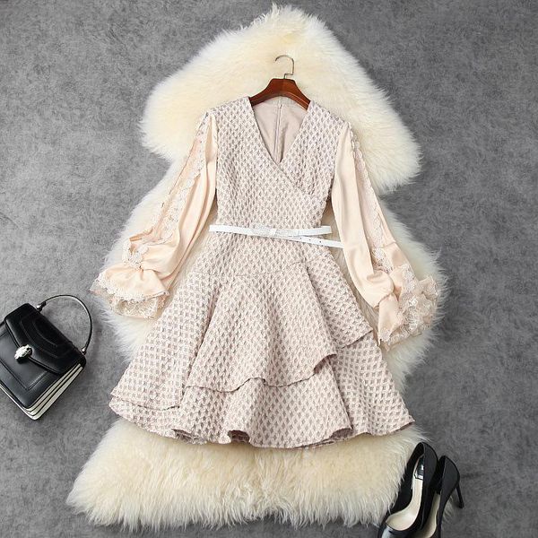 casual dresses european and american women's wear 2021 winter style flared long sleeve v-neck patchwork ruffled fashion, Black;gray
casual dresses european and american women's wear 2021 winter style flared long sleeve v-neck patchwork ruffled fashion, Black;gray