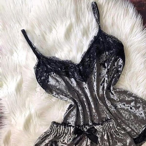 pajamas lace lingerie summer womens sleepwears camisole bow shorts v neck velvet, Black;red
pajamas lace lingerie summer womens sleepwears camisole bow shorts v neck velvet, Black;red
