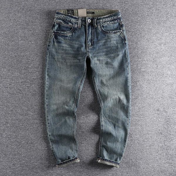 men's jeans 2021 slim fit small straight tube fashion rivet decorative pants simple trouser 521, Blue
men's jeans 2021 slim fit small straight tube fashion rivet decorative pants simple trouser 521, Blue
