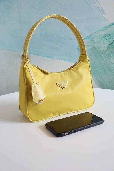 luxury designer men women's re-edition 2000 crossbody bags tote nylon fashion leather girl gift shoulder bag purse handbags hobo 90
luxury designer men women's re-edition 2000 crossbody bags tote nylon fashion leather girl gift shoulder bag purse handbags hobo 90