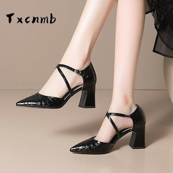 dress shoes fashion women pumps cow leather pointed toe buckle black elegant size 33-43
dress shoes fashion women pumps cow leather pointed toe buckle black elegant size 33-43