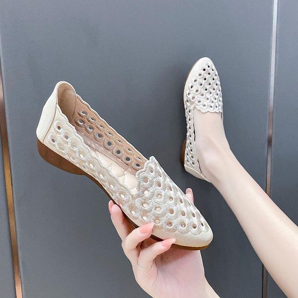 sandals 2021 summer women hollow out fashion female breathable casual shoes girls thicken soft bottom non-slip sandlas 35-40, Black
sandals 2021 summer women hollow out fashion female breathable casual shoes girls thicken soft bottom non-slip sandlas 35-40, Black