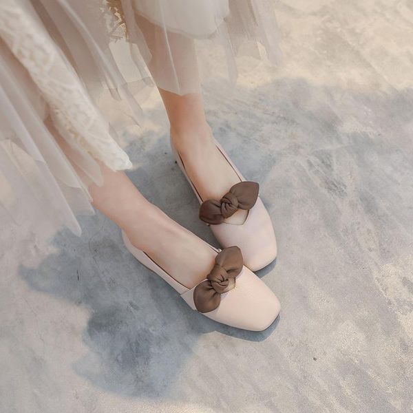 dress shoes single female 2021 spring style with thick shallow mouth bow retro models mary jane wild grandmother, Black
dress shoes single female 2021 spring style with thick shallow mouth bow retro models mary jane wild grandmother, Black