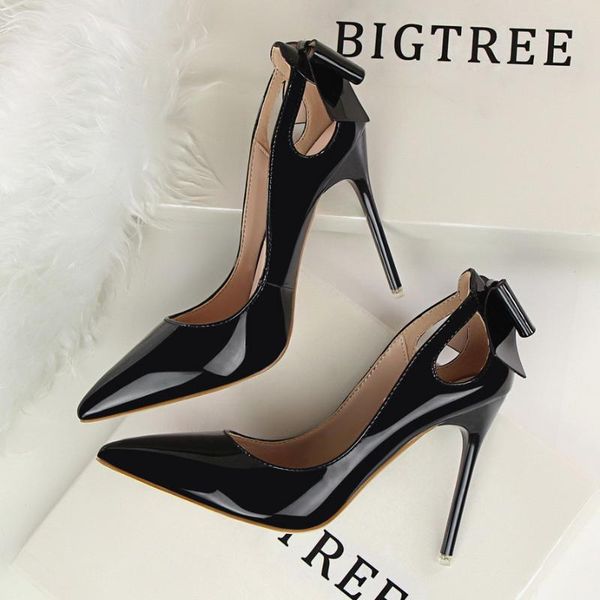 autumn fashion solid patent leather shallow women pumps cut-outs bowtie pointed toe high heels 10cm fashi dress shoes, Black
autumn fashion solid patent leather shallow women pumps cut-outs bowtie pointed toe high heels 10cm fashi dress shoes, Black
