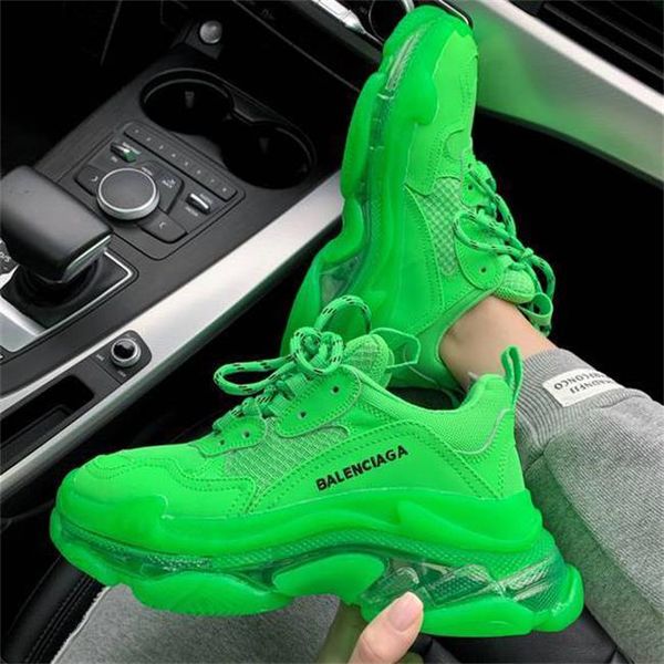 17fw retro triple s sneakers boots trainer paris bottom old dad shoes grandpa slipper baskets femmes chaussures hommes luxury women designer, Black
17fw retro triple s sneakers boots trainer paris bottom old dad shoes grandpa slipper baskets femmes chaussures hommes luxury women designer, Black