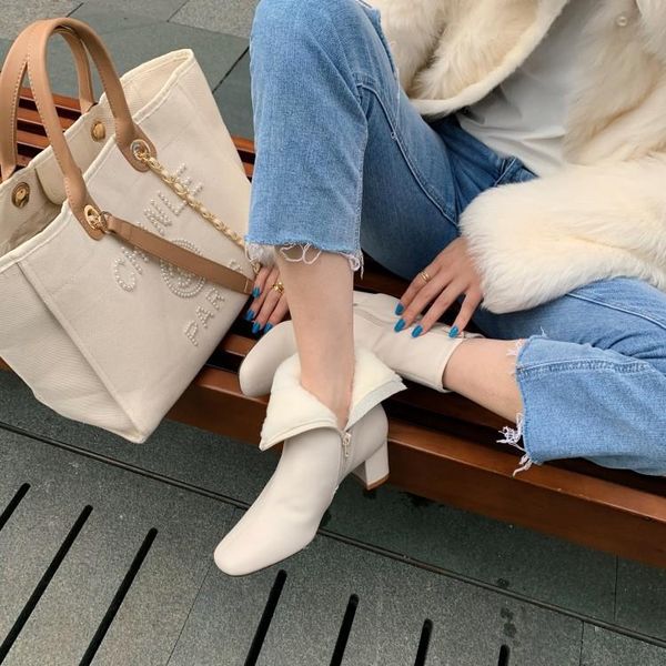 boots autumn and winter 2021 thick fur lining single korean leather side zipper high heel thin women's pure wool, Black
boots autumn and winter 2021 thick fur lining single korean leather side zipper high heel thin women's pure wool, Black