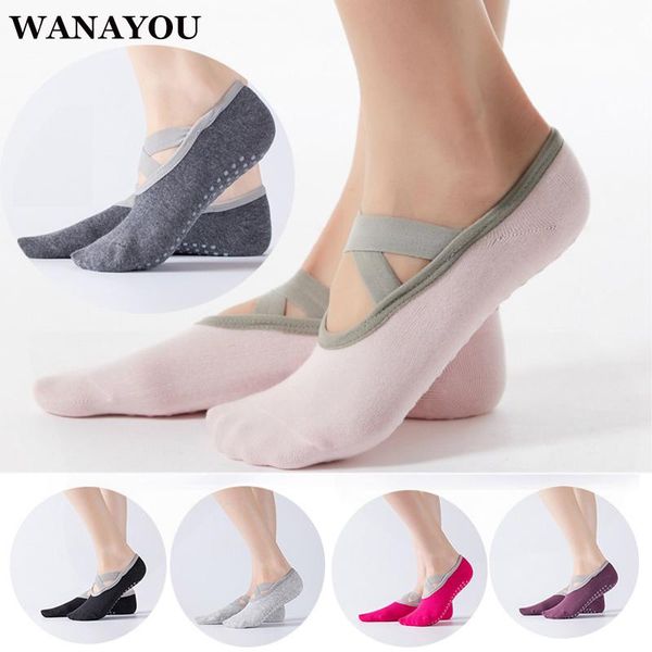 women cross strap anti slip yoga socks,cotton gym sports sock shippers,backless breathable wear resistant fitness socks, Black
women cross strap anti slip yoga socks,cotton gym sports sock shippers,backless breathable wear resistant fitness socks, Black