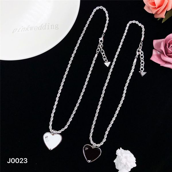 silver plated neckwear heart pendant necklace classic simple letter jewelry street punk necklaces for unisex
silver plated neckwear heart pendant necklace classic simple letter jewelry street punk necklaces for unisex