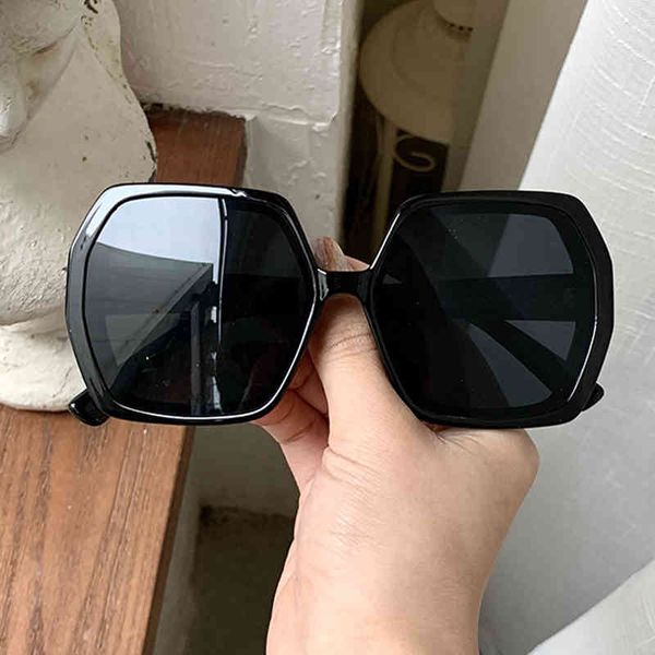 mens sunglasses irregular polygon square sunglasses for women fashion gradient beige black sun glasses men vintage oversized shadesd leopard, White;black
mens sunglasses irregular polygon square sunglasses for women fashion gradient beige black sun glasses men vintage oversized shadesd leopard, White;black