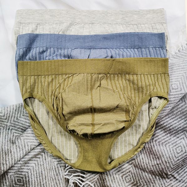 jiangsu zhejiang shanghai jiaxing haining yiming garment seamless knitting cotton breathable striped men's briefs, Black;white
jiangsu zhejiang shanghai jiaxing haining yiming garment seamless knitting cotton breathable striped men's briefs, Black;white