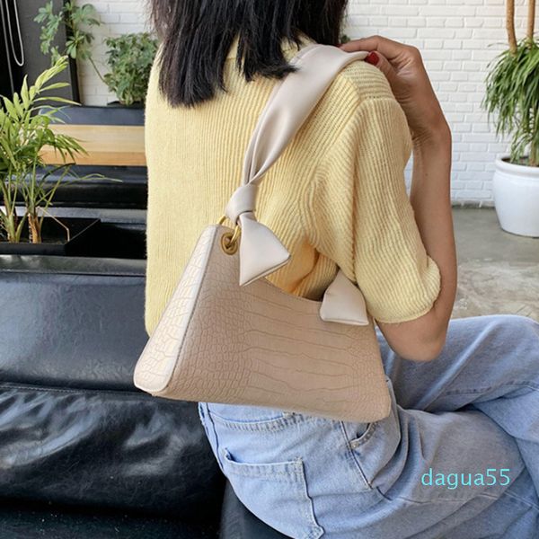 female vintage pu leather crossbody bag for women 2020 alligator shoulder messenger bag ladie hand sling luxury handbag designer c0117
female vintage pu leather crossbody bag for women 2020 alligator shoulder messenger bag ladie hand sling luxury handbag designer c0117