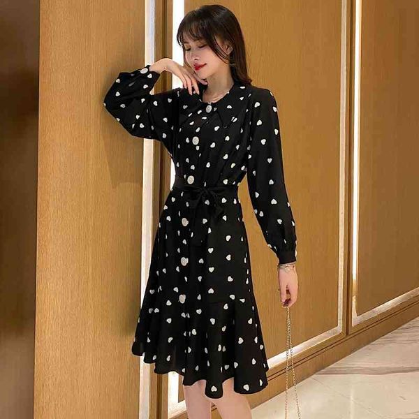 s-4xl heart pattern black dress womens long sleeve knee length belt ruffles chiffon dress fashion elegant button bandage 210416, Black;gray
s-4xl heart pattern black dress womens long sleeve knee length belt ruffles chiffon dress fashion elegant button bandage 210416, Black;gray