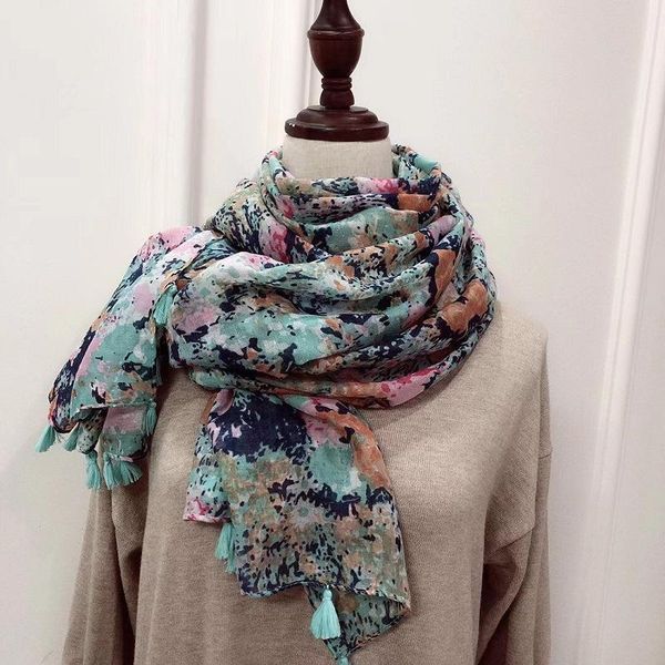 royalmaybe export genuine factory wholesale scarf female floral tassel shawl spring and autumn keep warm scarves, Blue;gray
royalmaybe export genuine factory wholesale scarf female floral tassel shawl spring and autumn keep warm scarves, Blue;gray