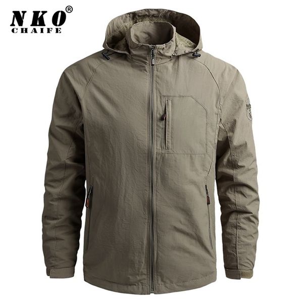 men waterproof hooded windbreaker jackets coat men autumn casual outdoor hiking jacket tactics military jackets men 5xl 211025, Black;brown
men waterproof hooded windbreaker jackets coat men autumn casual outdoor hiking jacket tactics military jackets men 5xl 211025, Black;brown