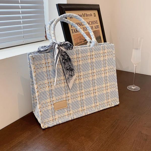 cross body women's fashion messenger bag 2021 trend designer shoulder ladies' various styles large capacity casual all-match tote
cross body women's fashion messenger bag 2021 trend designer shoulder ladies' various styles large capacity casual all-match tote
