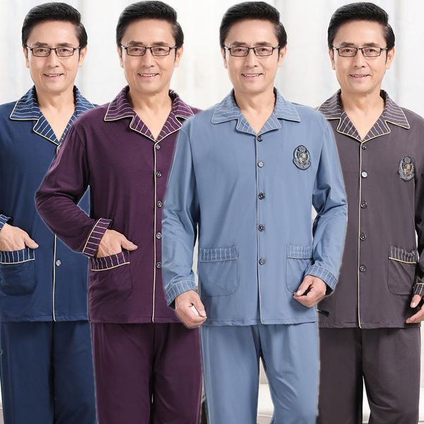 men's sleepwear middle-aged and elderly autumn winter pajamas long sleeved trousers dad home clothes cardigan set, Black;brown
men's sleepwear middle-aged and elderly autumn winter pajamas long sleeved trousers dad home clothes cardigan set, Black;brown