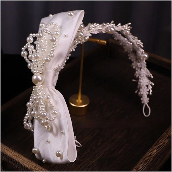 headpieces 2021 bride fairy pearl hairband vintage bow hair simple all-match korean women elegant church wedding accessories, Silver
headpieces 2021 bride fairy pearl hairband vintage bow hair simple all-match korean women elegant church wedding accessories, Silver