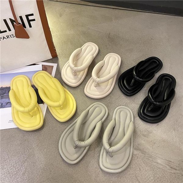 slippers 2021 luxury design big sole women summer clip toe casual shoes sandals black white yellow soft leather flip flops
slippers 2021 luxury design big sole women summer clip toe casual shoes sandals black white yellow soft leather flip flops