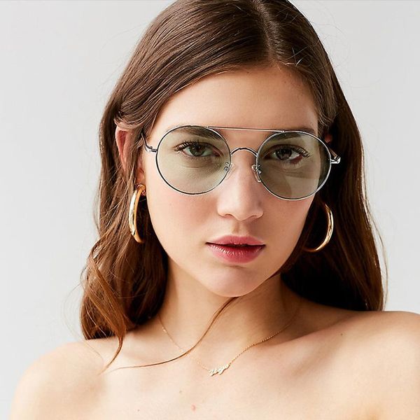 sunglasses fashion retro round metal frame personality men and women luxury outdoor sports street shooting glasses, White;black
sunglasses fashion retro round metal frame personality men and women luxury outdoor sports street shooting glasses, White;black