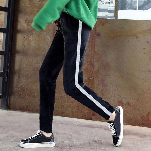 women's casual sports pants winter 2021 street lambskin cashmere warmth slim harem lining fleece lace trendy trousers & capris, Black;white
women's casual sports pants winter 2021 street lambskin cashmere warmth slim harem lining fleece lace trendy trousers & capris, Black;white