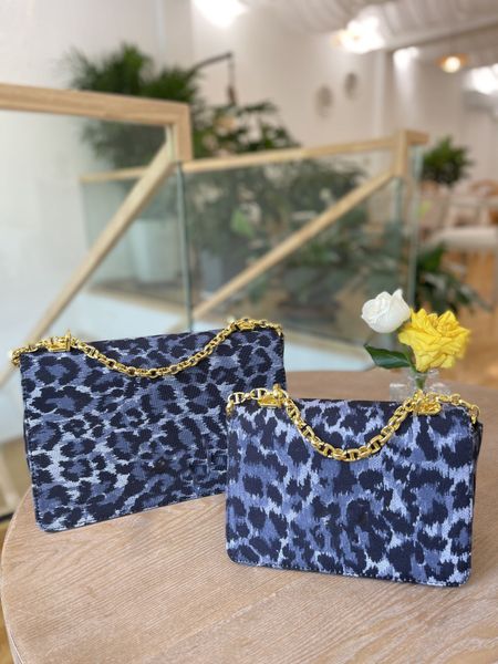 new winter leopard bag chain package quality high fashion trend of high-end luxury bags multiple color 2 size is optional designers womens h
new winter leopard bag chain package quality high fashion trend of high-end luxury bags multiple color 2 size is optional designers womens h