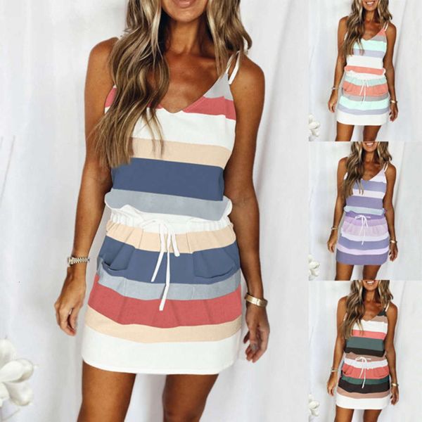 women's drawstring color suspender dress, Black;gray
women's drawstring color suspender dress, Black;gray