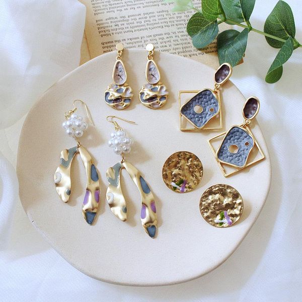 dangle & chandelier vintage geometric irregular round square oval hand painted drip oil metal pearl earrings for women exaggeration, Silver
dangle & chandelier vintage geometric irregular round square oval hand painted drip oil metal pearl earrings for women exaggeration, Silver