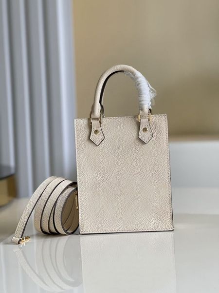 latest fashion luxurys designers bags, men and women shoulder bag, handbags, backpacks, crossbody b, waist pack.#m80449
latest fashion luxurys designers bags, men and women shoulder bag, handbags, backpacks, crossbody b, waist pack.#m80449