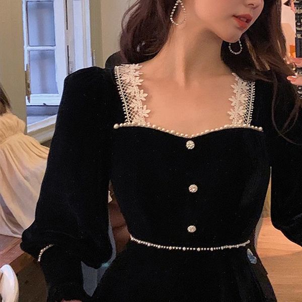 womens dresses french velvet long sleeve black dress retro lace women square collar designer winter lady party goth, Black;gray
womens dresses french velvet long sleeve black dress retro lace women square collar designer winter lady party goth, Black;gray