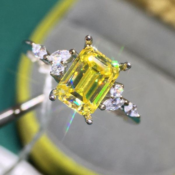 cluster rings silver 925 original emerald cut diamond test past 1 5*7mm sparkling yellow moissanite ring gemstone wedding jewelry gift, Golden;silver
cluster rings silver 925 original emerald cut diamond test past 1 5*7mm sparkling yellow moissanite ring gemstone wedding jewelry gift, Golden;silver