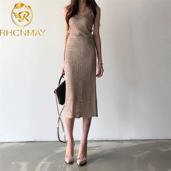 summer elastic knitted 2 piece set women sleeveless spaghetti strap + high waist long skirt suit slim elegant casual 210506, White
summer elastic knitted 2 piece set women sleeveless spaghetti strap + high waist long skirt suit slim elegant casual 210506, White