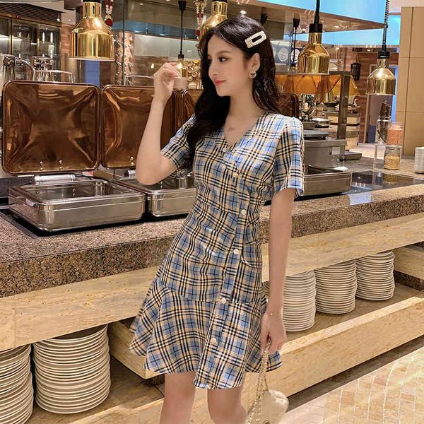 dresses 2021 summer medium temperament new net red careful machine plaid skirt short sleeve dress women's fashion, Black;gray
dresses 2021 summer medium temperament new net red careful machine plaid skirt short sleeve dress women's fashion, Black;gray