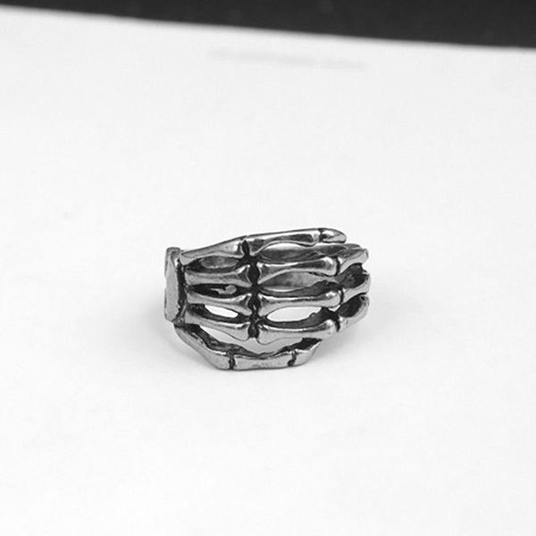 cluster rings black vintage punk skeleton size 8/9/10 party jewelly 1pc women's men's hand ring skull biker men, Golden;silver
cluster rings black vintage punk skeleton size 8/9/10 party jewelly 1pc women's men's hand ring skull biker men, Golden;silver