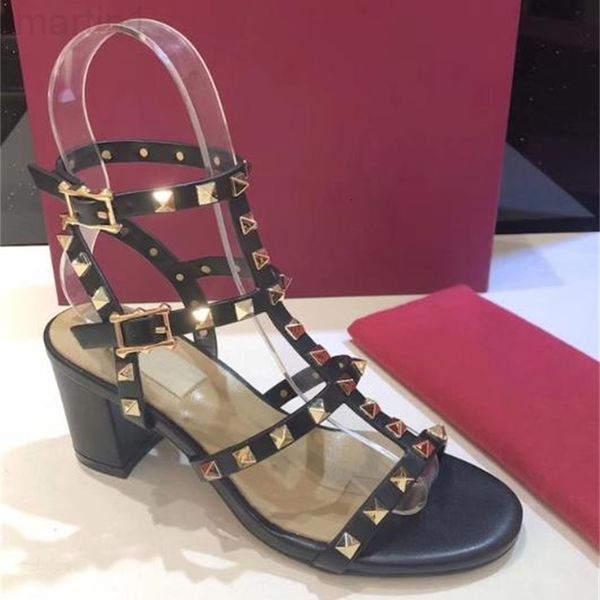 slippersfashion designer studs patent leather rivets sandals women genuine studded strappy dress shoes 9.5cm 6.5cm high heel, Black
slippersfashion designer studs patent leather rivets sandals women genuine studded strappy dress shoes 9.5cm 6.5cm high heel, Black