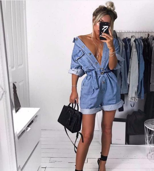 casual summer denim women rompers high waist jeans overall bf wide leg jumpers lapel pocket shorts jumpsuit playsuit bodysuits, Black;white
casual summer denim women rompers high waist jeans overall bf wide leg jumpers lapel pocket shorts jumpsuit playsuit bodysuits, Black;white