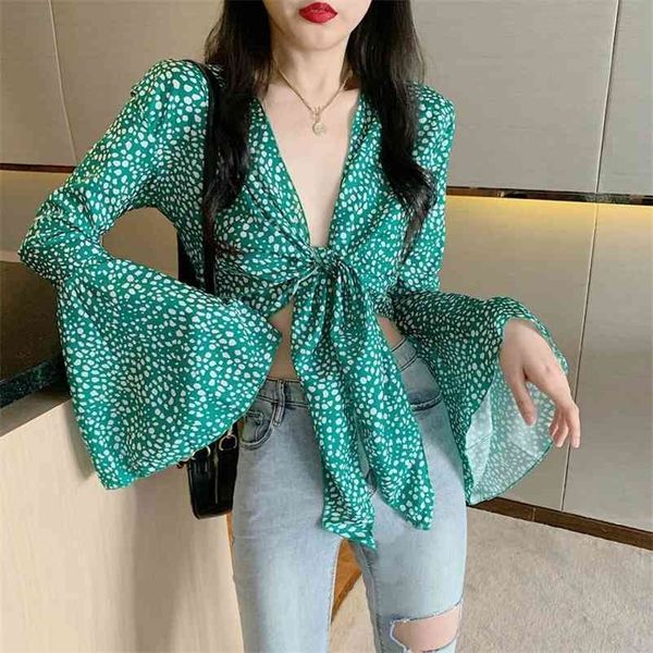 women summer long flare sleeve blouse shirts vintage dot floral female short casual holiday lady lace-up boho 210517, White
women summer long flare sleeve blouse shirts vintage dot floral female short casual holiday lady lace-up boho 210517, White