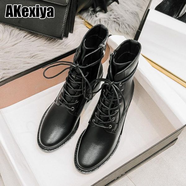 boots women handsome motorcycle casual fashion autumn and winter trend bc1480, Black
boots women handsome motorcycle casual fashion autumn and winter trend bc1480, Black