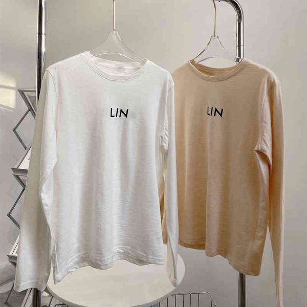 2022 factory wholesale new model 21 autumn and winter ce + round neck pullover aging white print bottomed shirt for women
2022 factory wholesale new model 21 autumn and winter ce + round neck pullover aging white print bottomed shirt for women