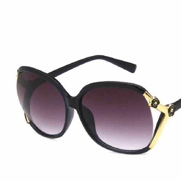 sunglasses 2021 oval frame women elegant goggles fashion sun glasses female shades eyewear roses decoration, White;black
sunglasses 2021 oval frame women elegant goggles fashion sun glasses female shades eyewear roses decoration, White;black