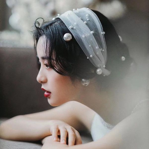 bridal veils white pearl beaded bowknot short wedding veil small headdress accessories fashion headwear, Black
bridal veils white pearl beaded bowknot short wedding veil small headdress accessories fashion headwear, Black