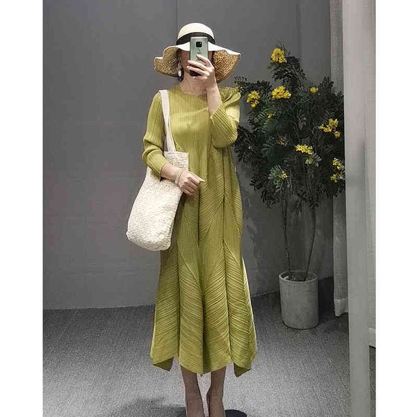 dresses pleated women's large flower bud european station spring solid color was thin mid-length elegant fishtail dress d, Black;gray
dresses pleated women's large flower bud european station spring solid color was thin mid-length elegant fishtail dress d, Black;gray